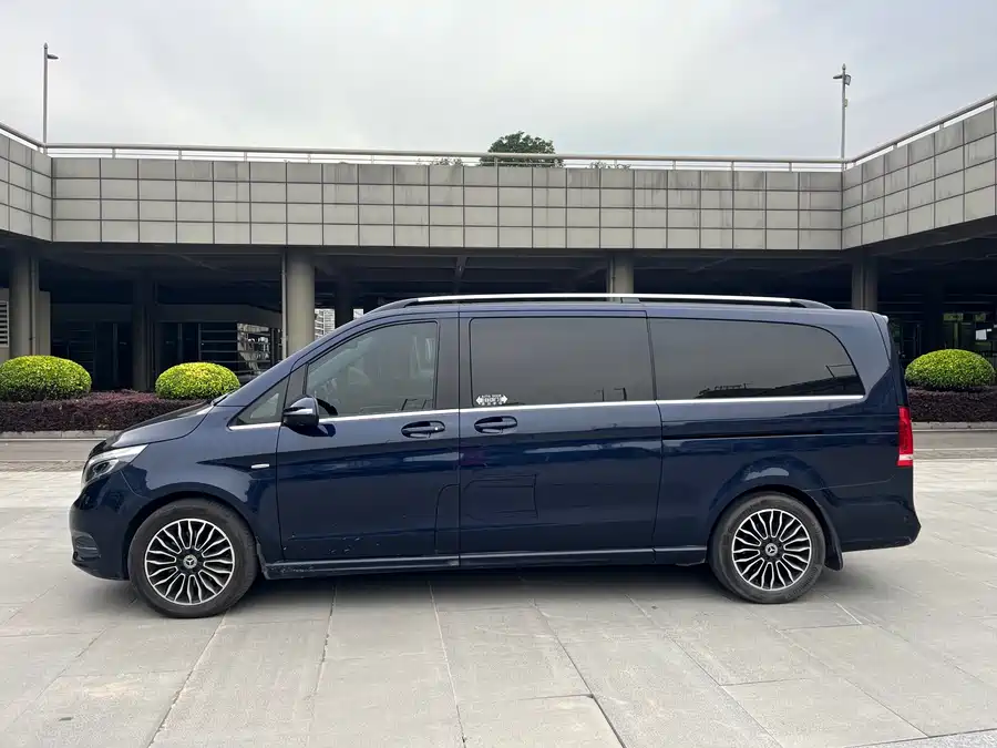 Mercedes Benz Class V