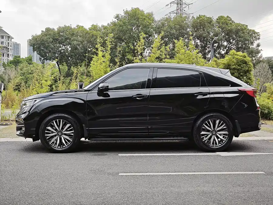 Honda Crown Road