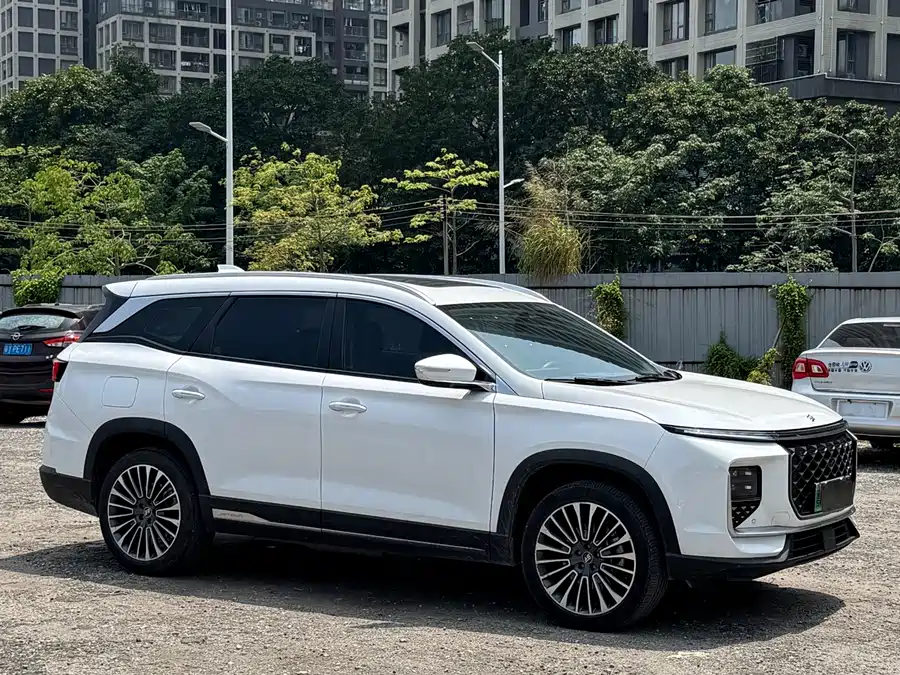 Jetour L9