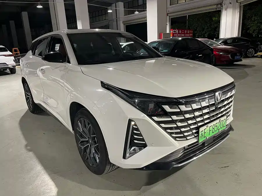 Changan UNI-Z PHEV