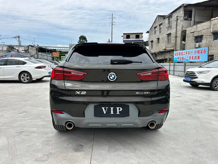 BMW X2