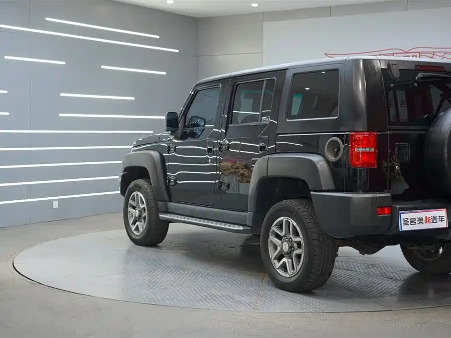 BAIC BJ40