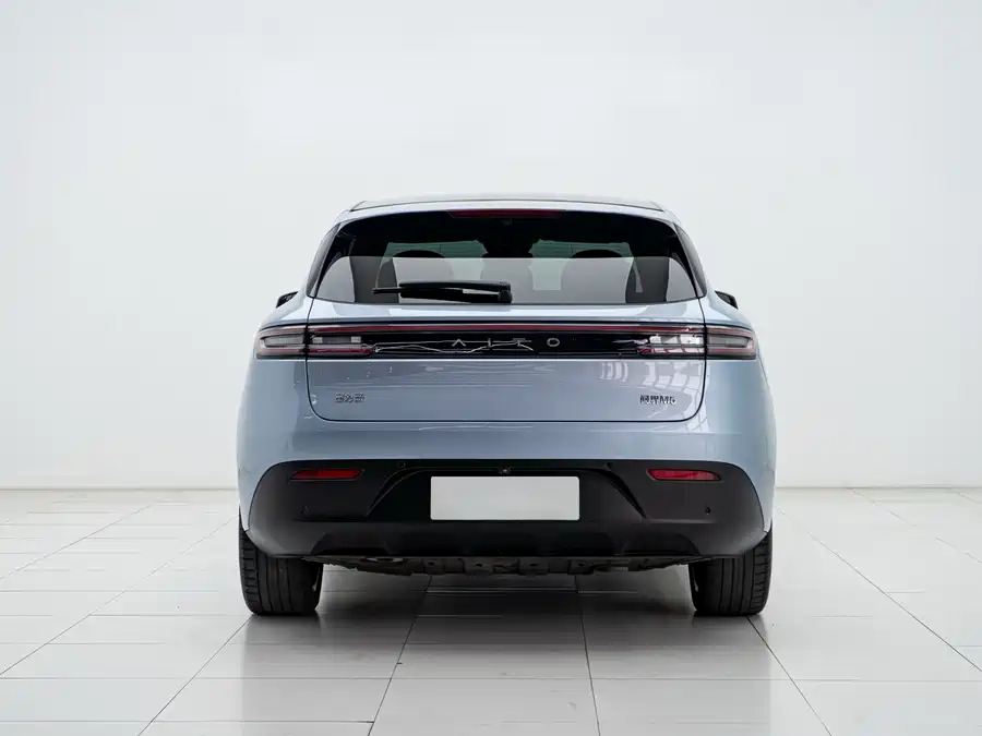 AITO Wenjie M5