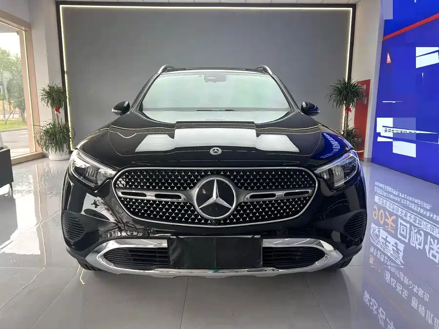 Mercedes Benz GLC