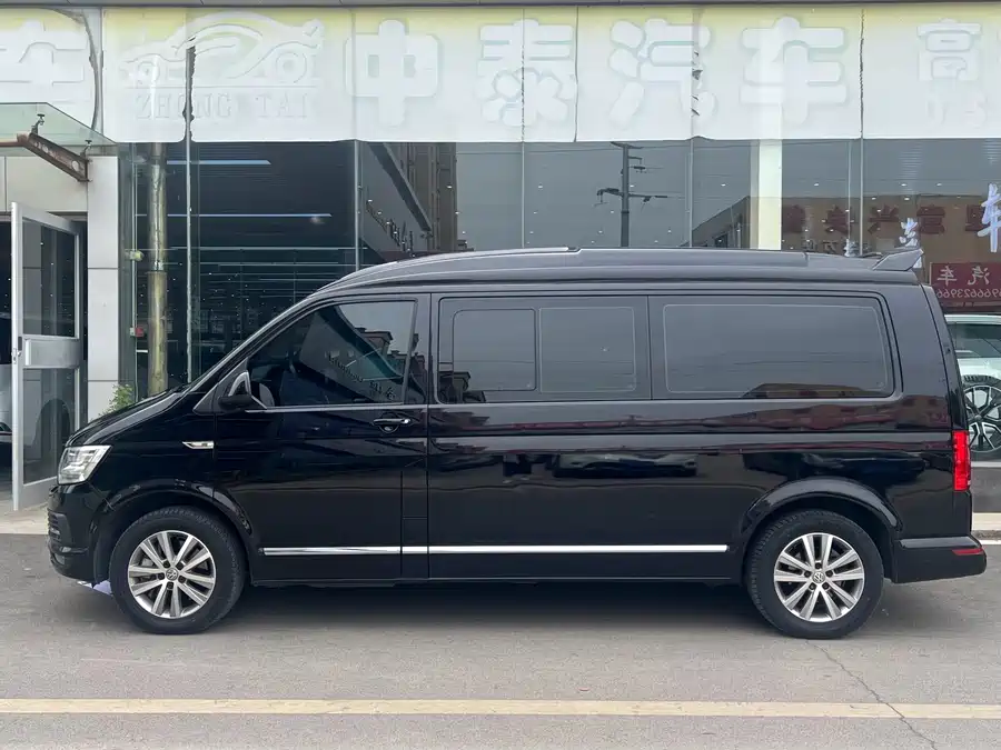Volkswagen Caravelle