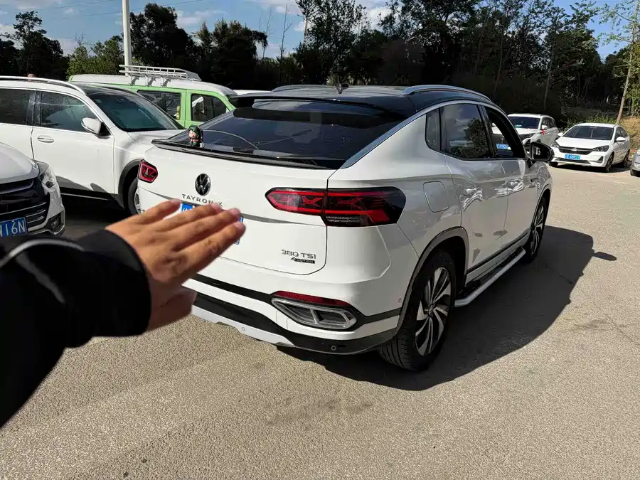 Volkswagen Tayron X