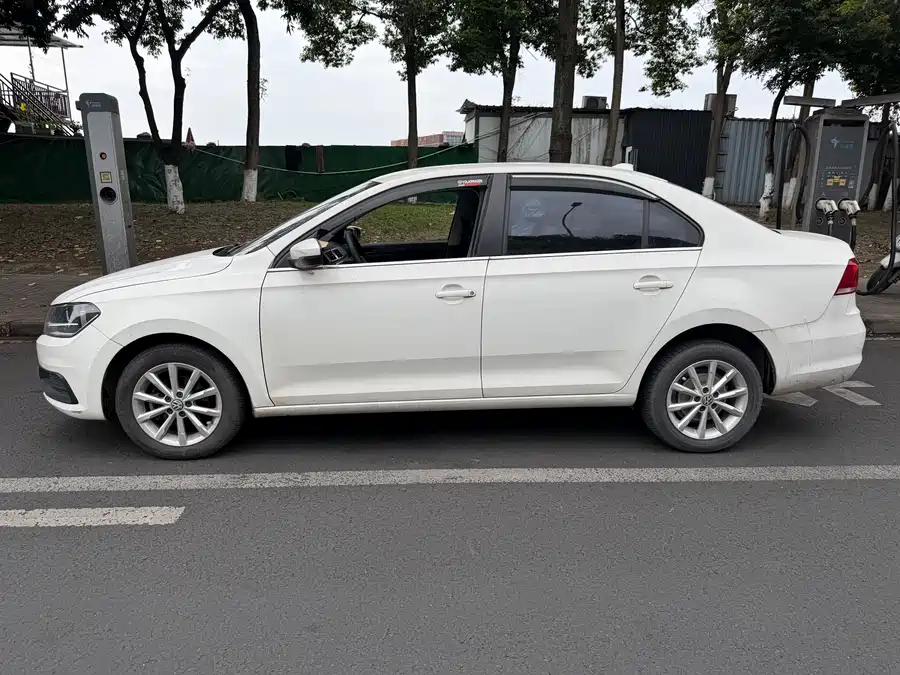 Volkswagen Santana