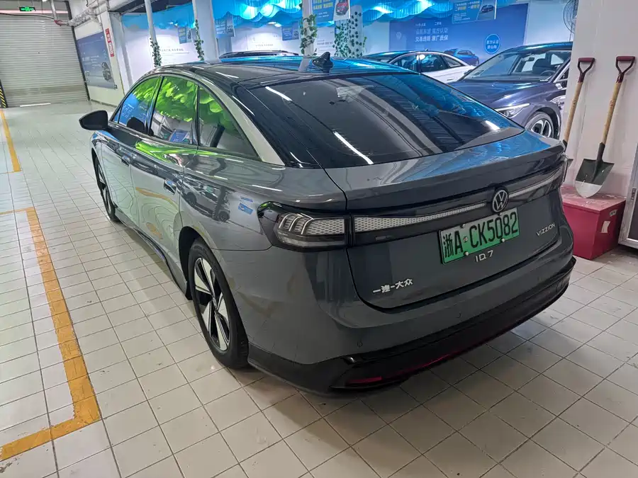 Volkswagen ID.7 VIZZION