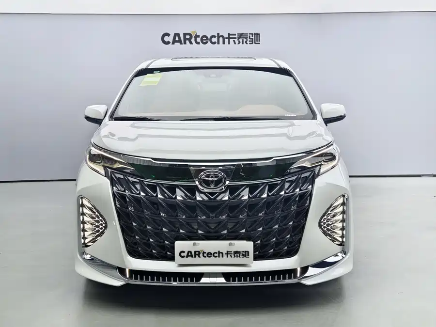 Toyota Granvia