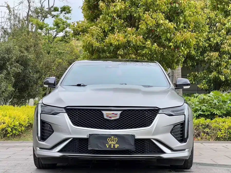 Cadillac CT4