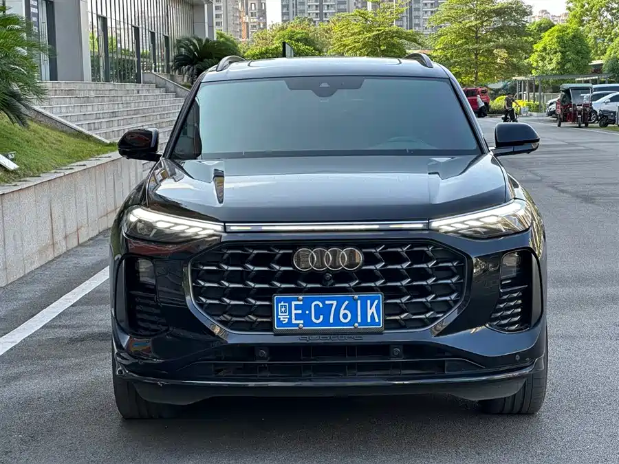 Audi Q6