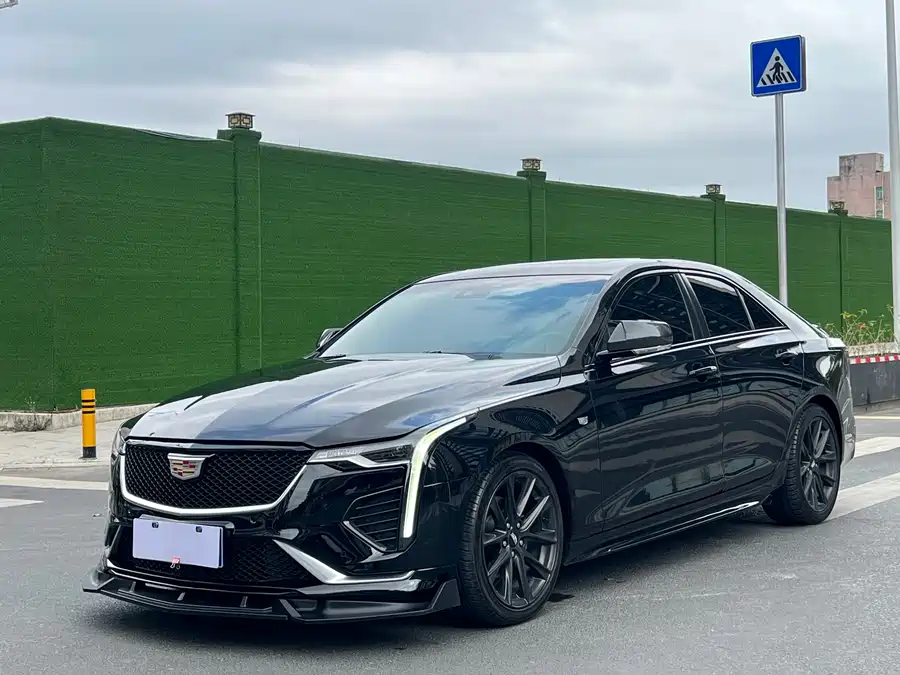 Cadillac CT4
