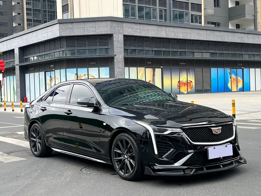 Cadillac CT4