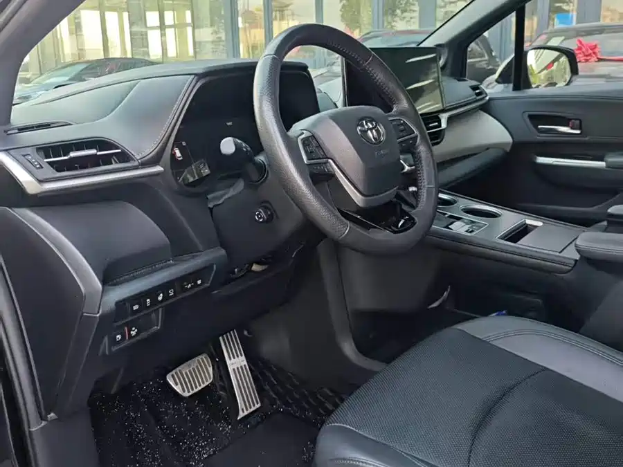 Toyota Granvia
