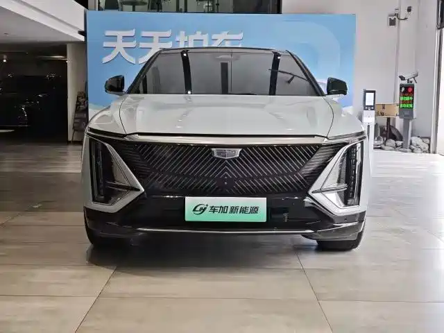Cadillac IQ Ruige