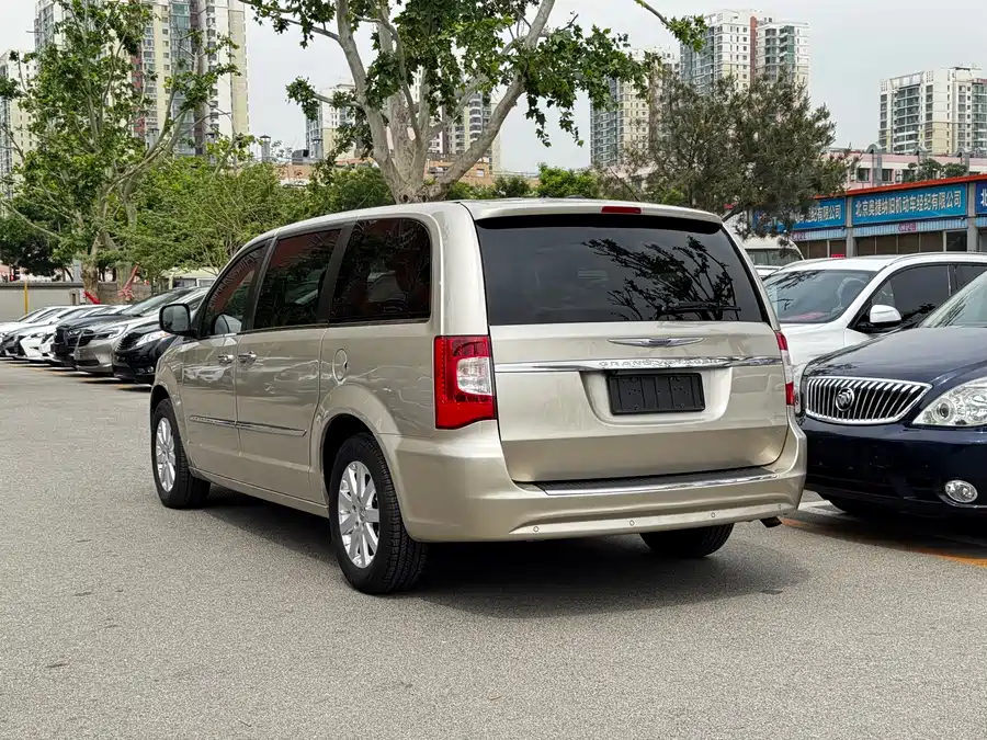 Chrysler Grand Voyager