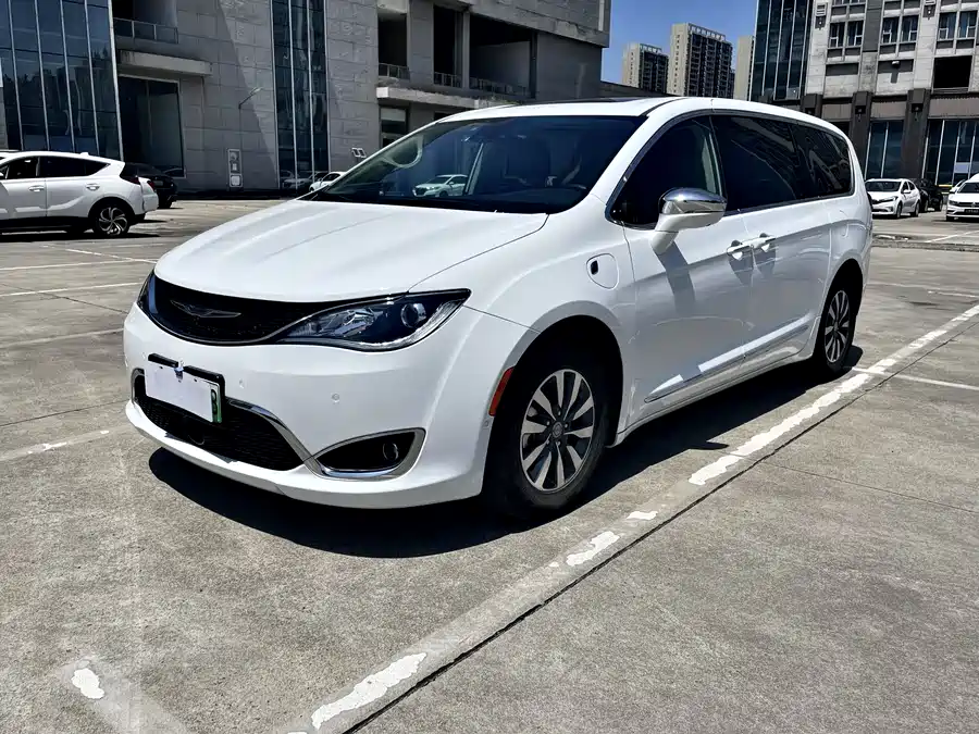 Chrysler Grand Voyager PHEV
