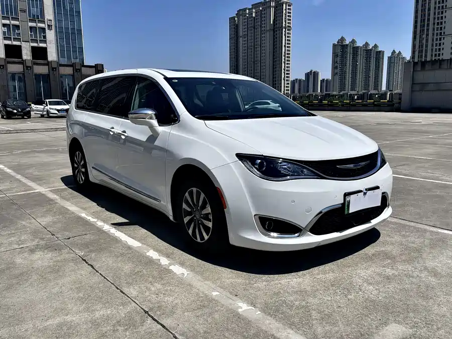 Chrysler Grand Voyager PHEV