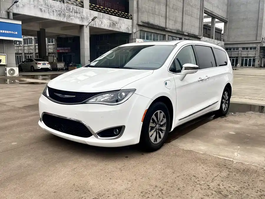 Chrysler Grand Voyager PHEV