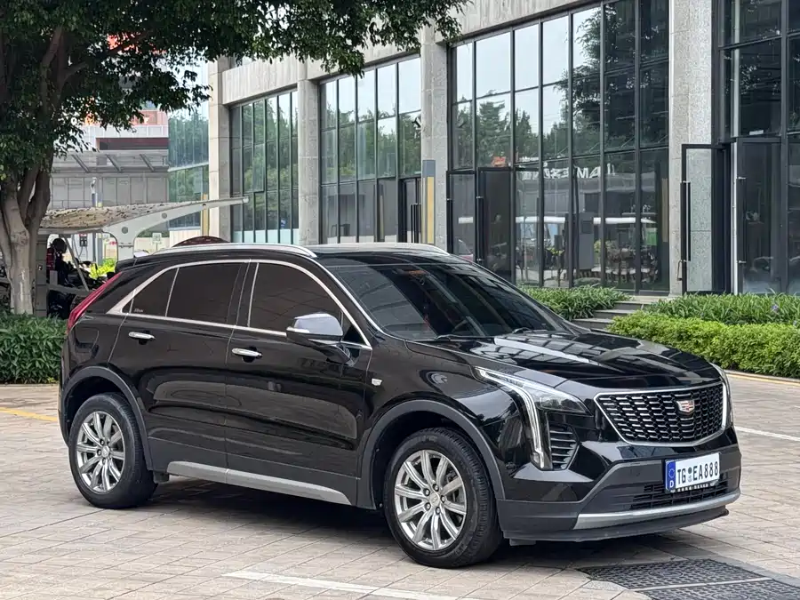 Cadillac XT4