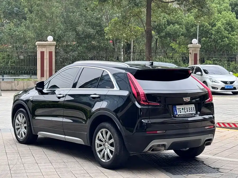 Cadillac XT4