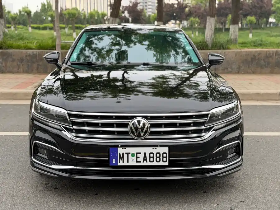 Volkswagen Phaeton / Phideon