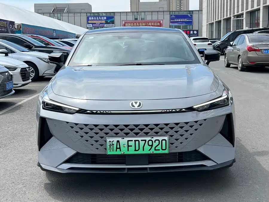 Changan UNI-V