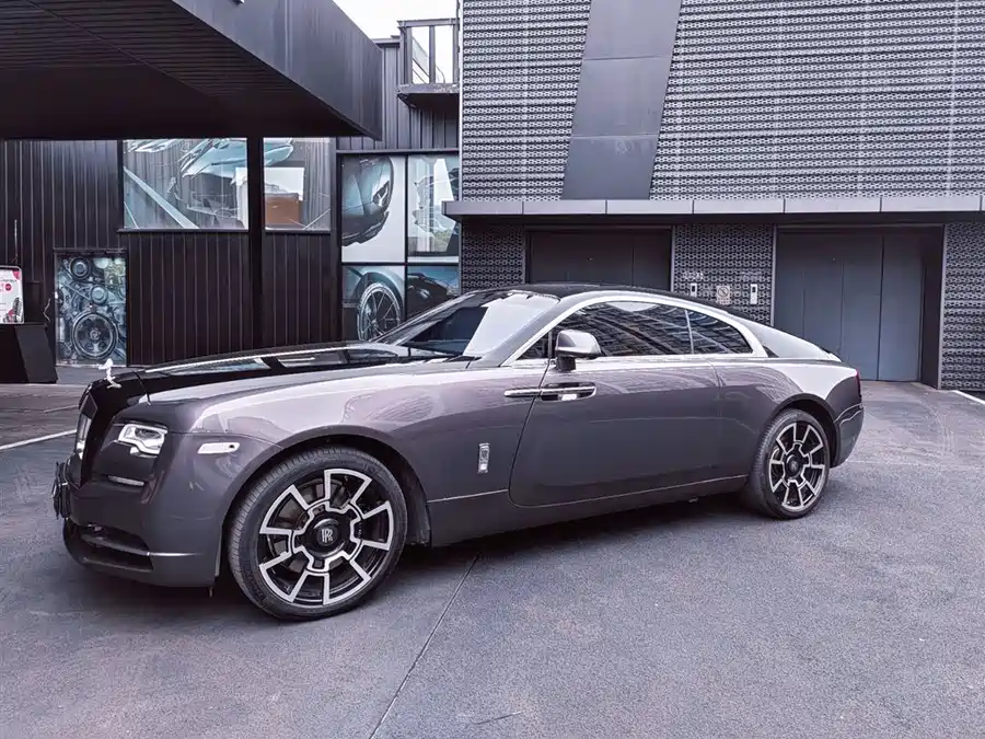Rolls-Royce Phantom