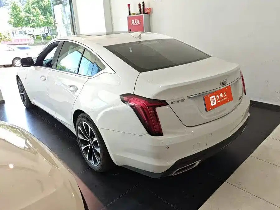 Cadillac CT5