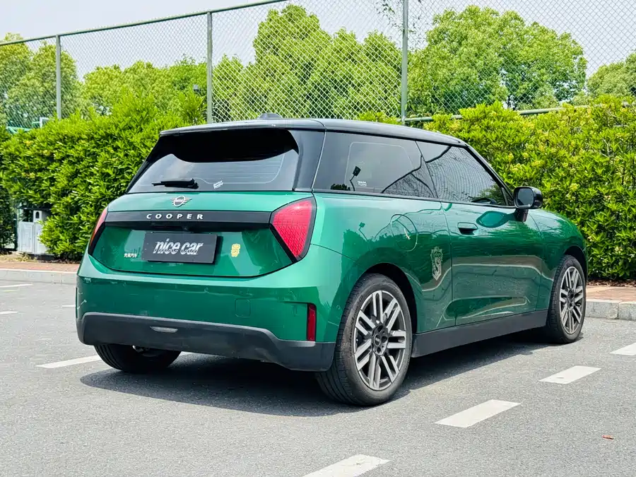 MINI electric  COOPER