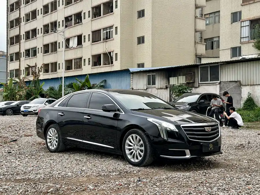 Cadillac XTS