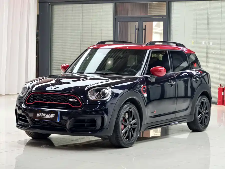 MINI JCW COUNTRYMAN