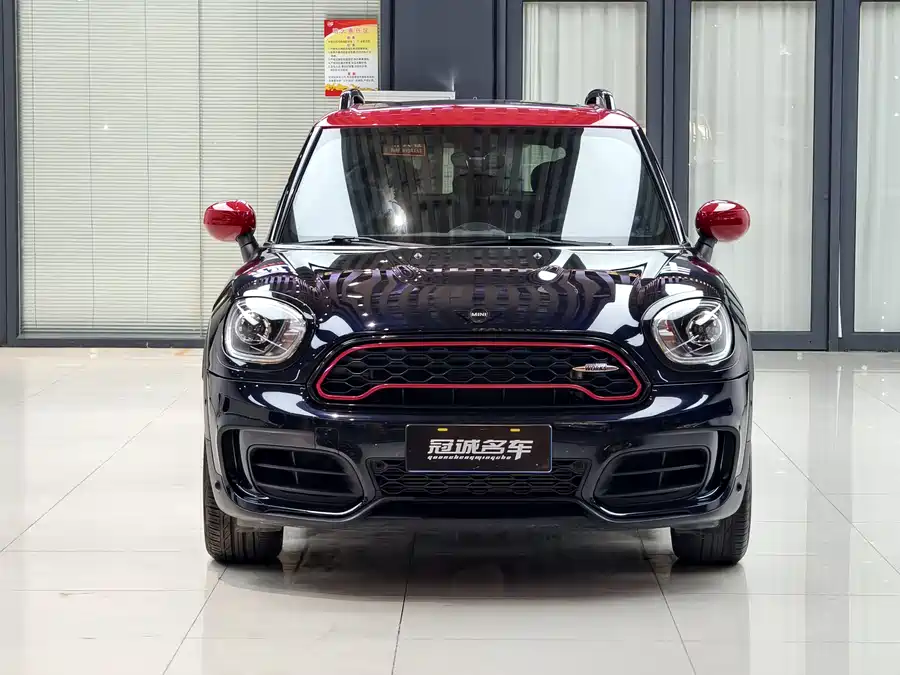 MINI JCW COUNTRYMAN