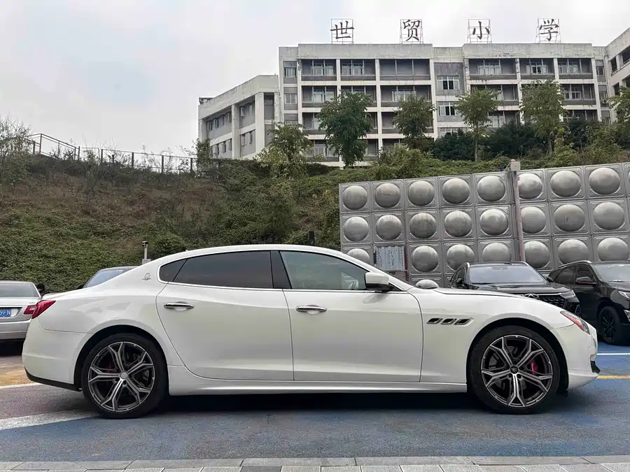 Maserati President