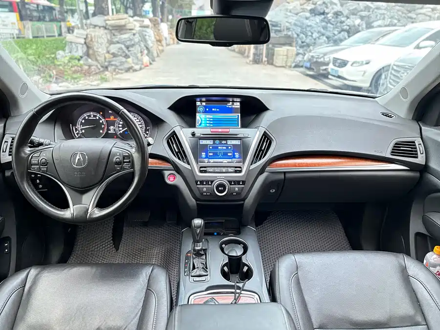 Acura MDX