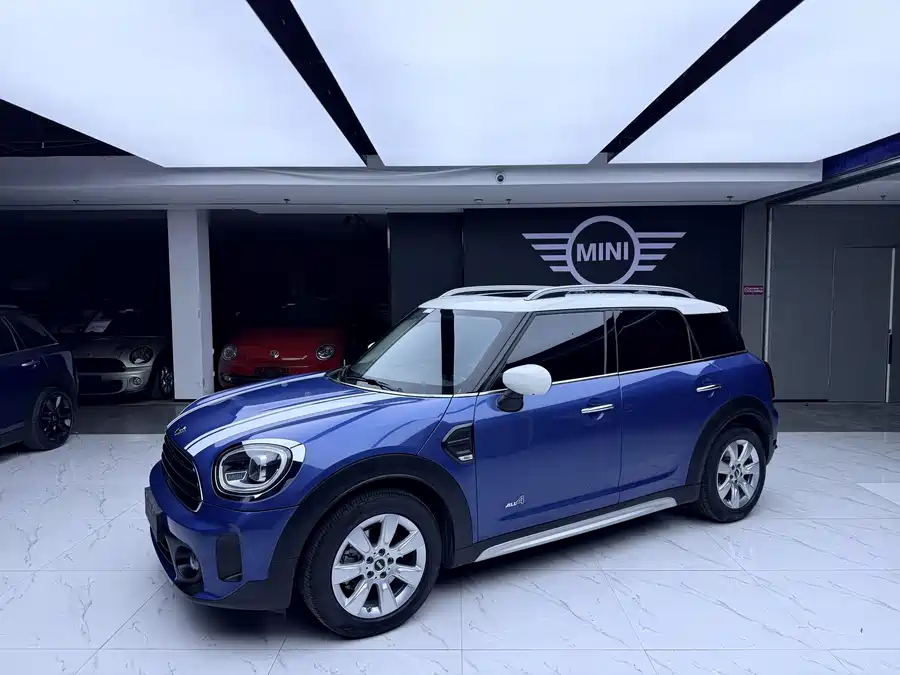 MINI COUNTRYMAN