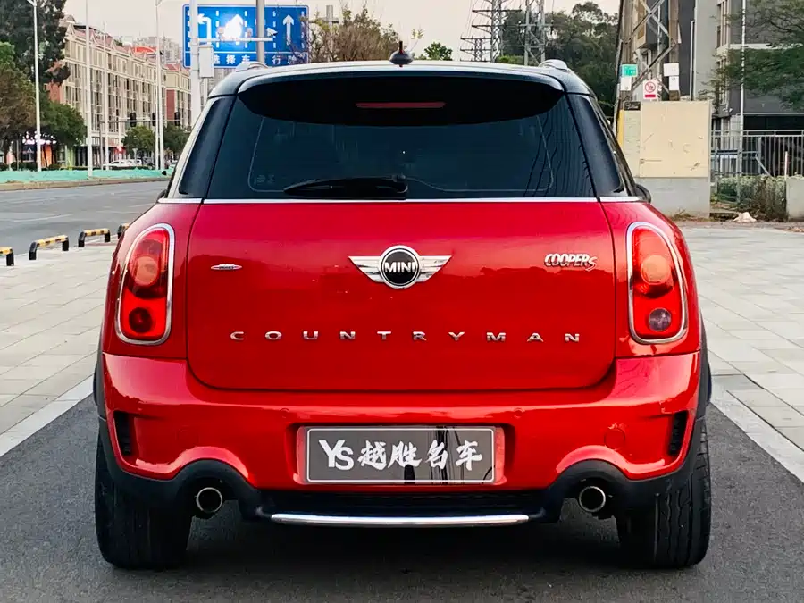 MINI COUNTRYMAN