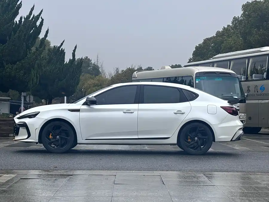 MG 6
