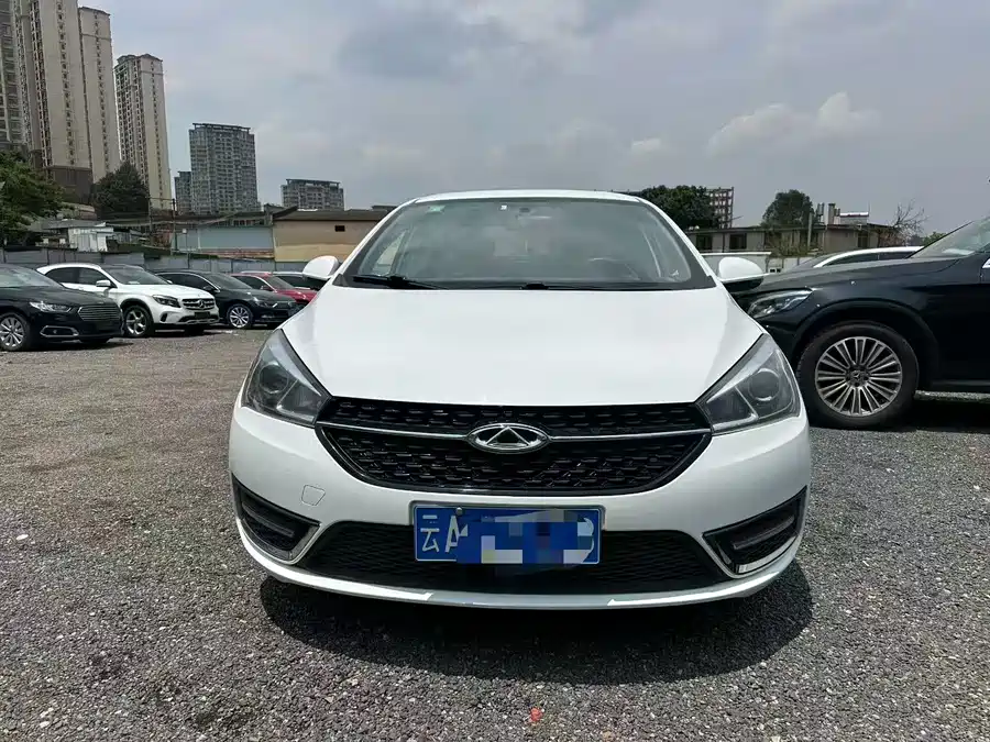 Chery Arrizo 5