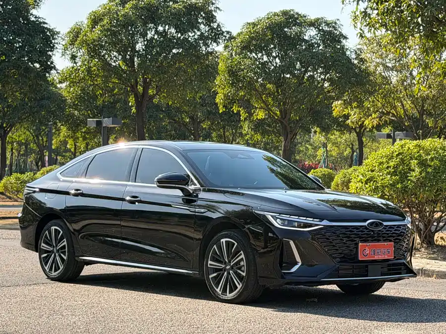 Chery Arrizo 8