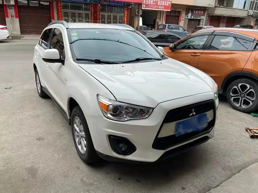 Mitsubishi ASX