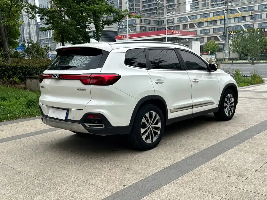 Chery Tiggo 8