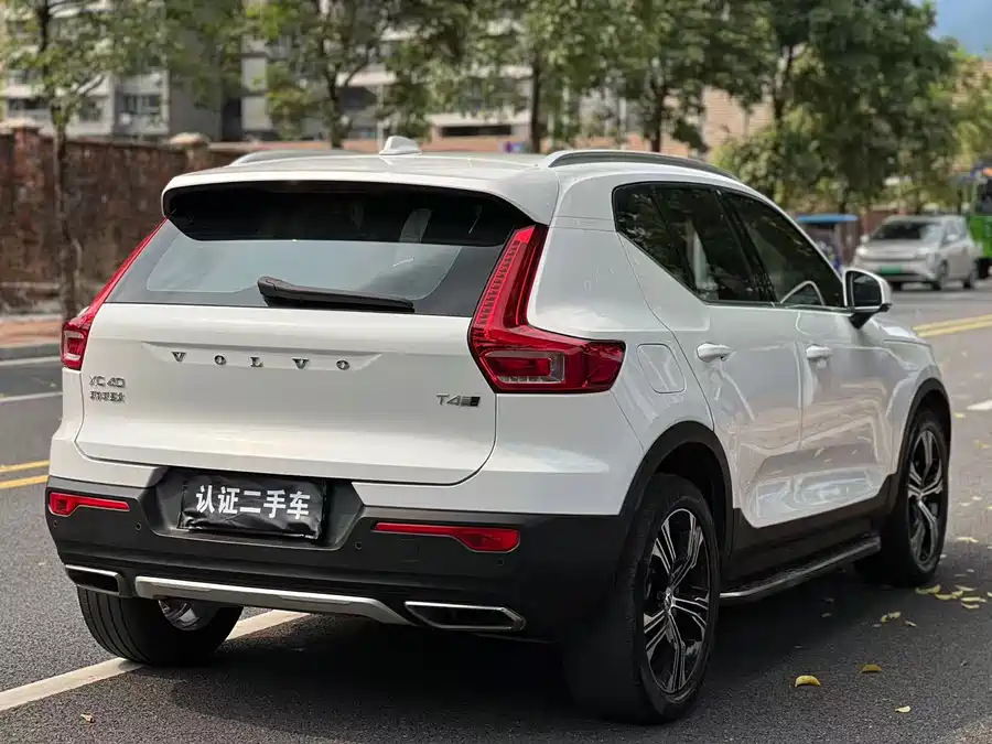 Volvo XC40