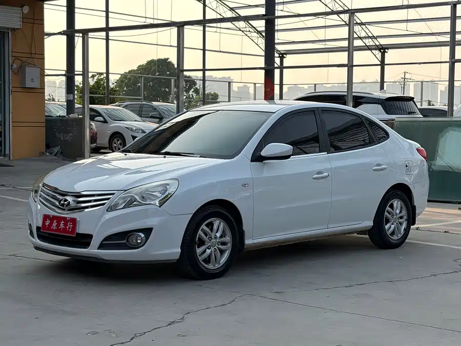 Hyundai Elantra / Celesta
