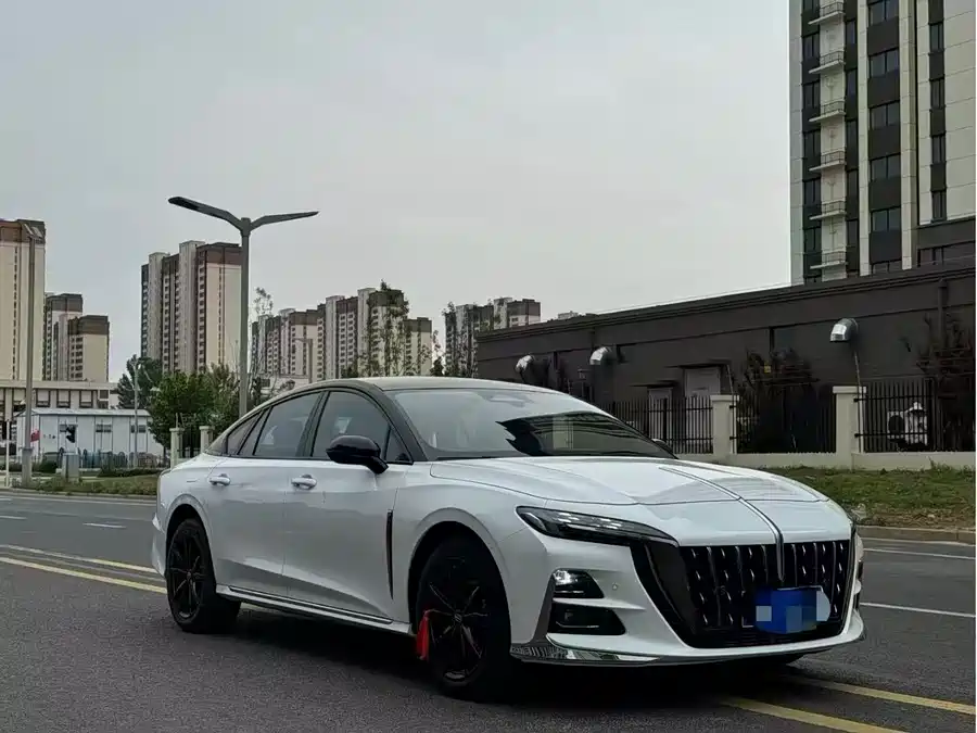 Hongqi H6
