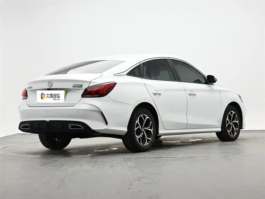 MG 5