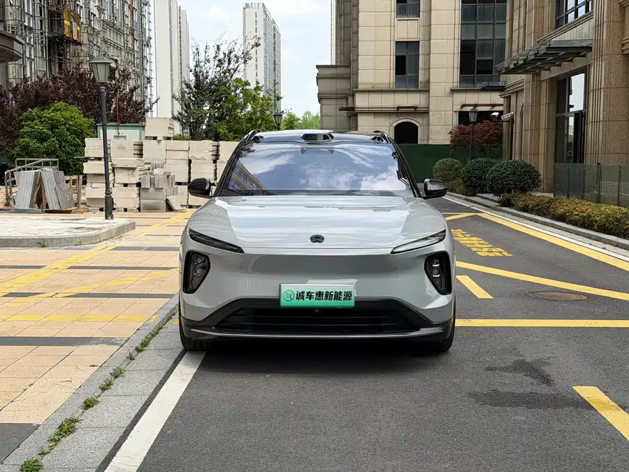 NIO ES6