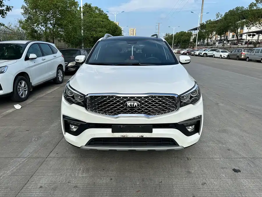 Kia KX7