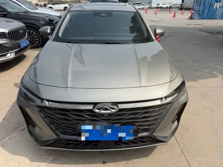 Chery Arrizo 8