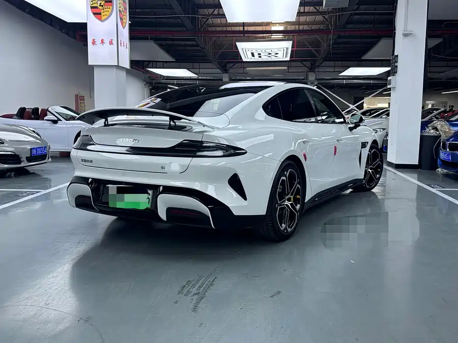 Xiaomi SU7
